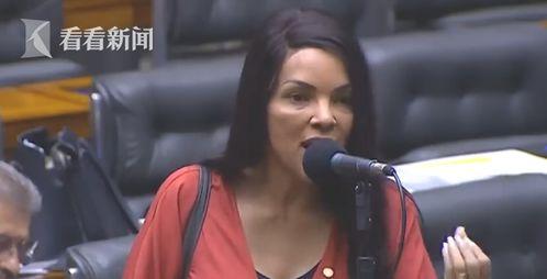 台湾吃瓜女议员视频,一幕引发全民关注